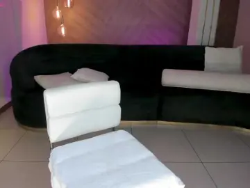 Bongacams Live Sex Cam of NiaHolland