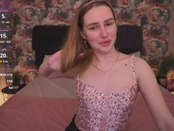 Bongacams Best live sex cam show of DivineJass