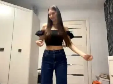 Bongacams Free Live Porn of ElinOroz