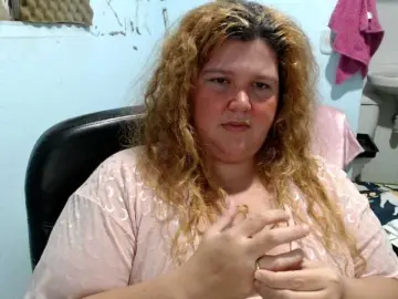 Bongacams Nude Webcam of squirtbbw