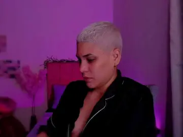 Bongacams Sex Cam of LauraR