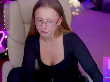 Bongacams Watch Live Sex Cams of SilverrMoon