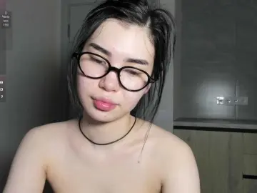 Bongacams Live Sex of adelinya
