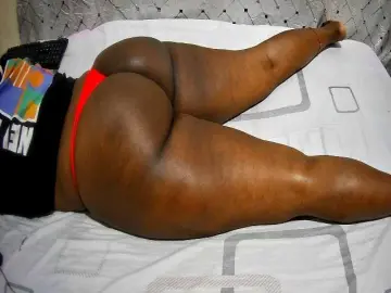Bongacams Live Sex Cam of bigass-choco