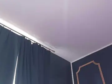 Bongacams Nude Webcam of DeeaDiamond1