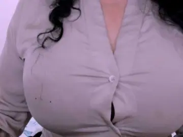 Bongacams Live Sex of latinvalery