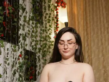 Bongacams Private Sex Chat of NaughtYHomemadE