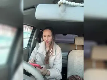 Bongacams Adult Video Chat of hothoneybabe