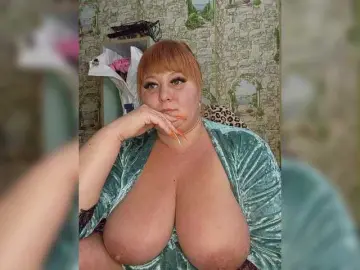 Bongacams Nude Webcam of Miss-Tits2025