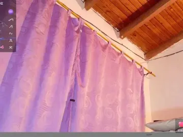 Bongacams Live Sex Cam of ebony-NeighborMoans