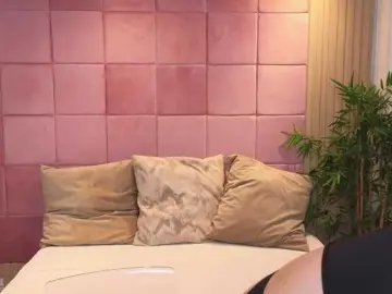 Bongacams Free Porn Cam of SpicyCarlaXX