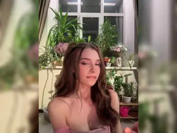 Bongacams Adult Video Chat of CutieDollBC