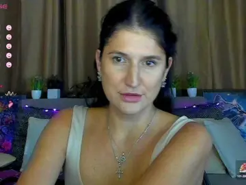 Bongacams Free Live Porn of AliannaSoloKisses