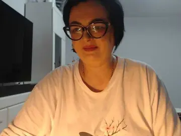 Bongacams Private Sex Chat of Emyllywhite