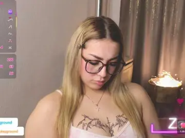 Bongacams Watch Live Sex Cams of ZarasPlayground