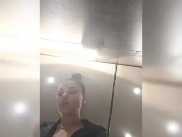 Bongacams Live Sex Cam of GgggLAAAAaaFFtt596rr