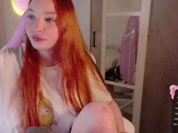 Bongacams Sex Cam of cinnabongirl