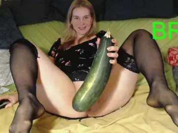 Bongacams Free Live Porn of MissLilyAbrams