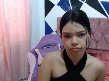 Bongacams Adult Video Chat of shy-luna18