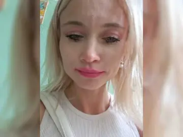 Bongacams Live Sex Cam of AlinaLoves