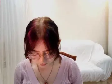 Bongacams Free Porn Cam of MyrleHenggeler