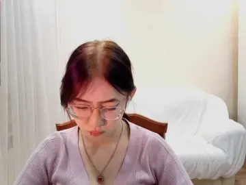 Bongacams Sex Cam of MyrleHenggeler