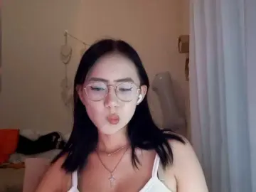 Bongacams Free Porn Cam of MyrleHenggeler