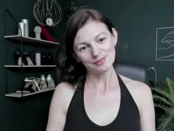 Bongacams Watch Live Sex Cams of mrsVivian