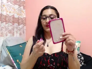 Bongacams Best live sex cam show of KarinaSuarez1