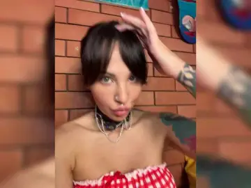 Bongacams Best live sex cam show of CosmoV1be