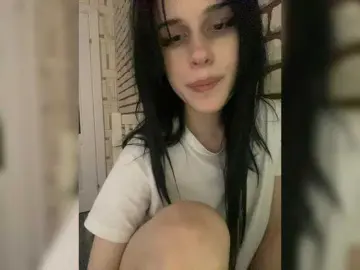 Bongacams Adult Webcams of emog1rl