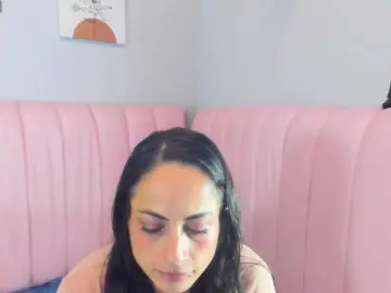 Bongacams Free Live Porn of Luciecarter