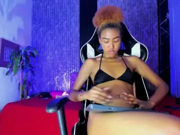 Bongacams Sex Cam of Alisha-Ebonyy