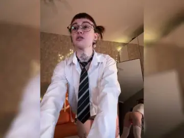 Bongacams Watch Live Sex Cams of LolyMolly