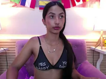 Bongacams Free Live Porn of SweetyLally