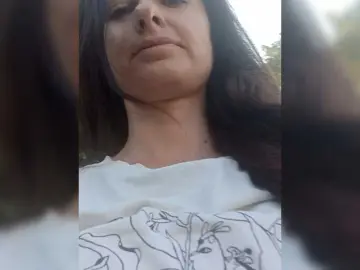 Bongacams Live Sex of Erine9900