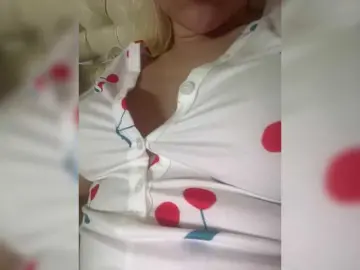 Bongacams Free Porn Cam of AlisaKisa555