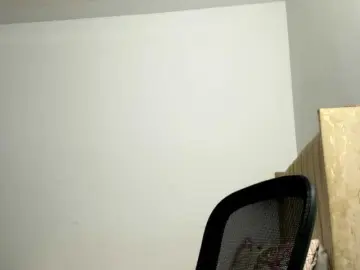Bongacams Free Live Porn of Girlstrong