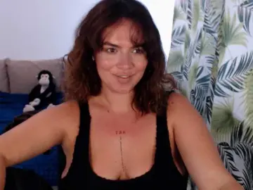 Bongacams Best live sex cam show of RianaCrystal