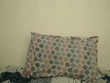 Bongacams Watch Live Sex Cams of emmaherby1