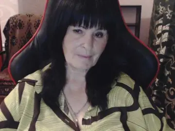 Bongacams Nude Webcam of KatarinaGloss