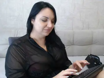 Bongacams Nude Webcam of AngelinaCute