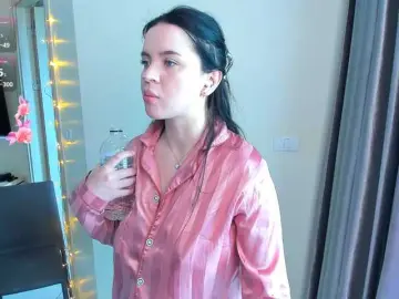 Bongacams Free Porn Cam of evelyne-xx