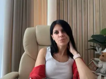 Bongacams Sex Chat of InjaAtHome