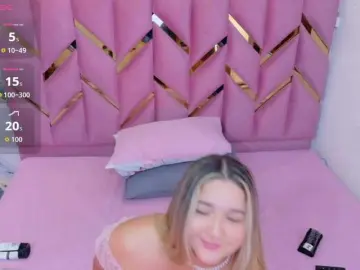 Bongacams Free Porn Cam of collegepawglovedaddy