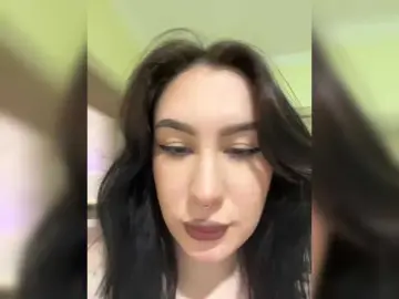 Bongacams Live Sex of CurvyWoman-