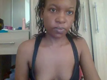 Bongacams Nude Webcam of Hotchille