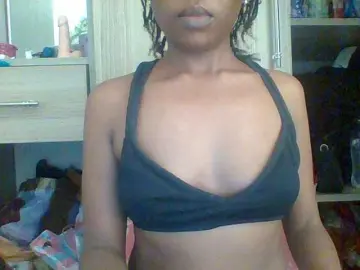 Bongacams Free Porn Cam of Hotchille