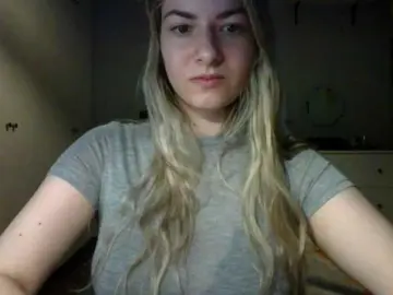 Bongacams Live Sex Cam of RosieJune