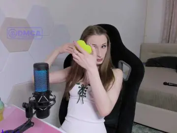 Bongacams Best live sex cam show of Sky-QueenI